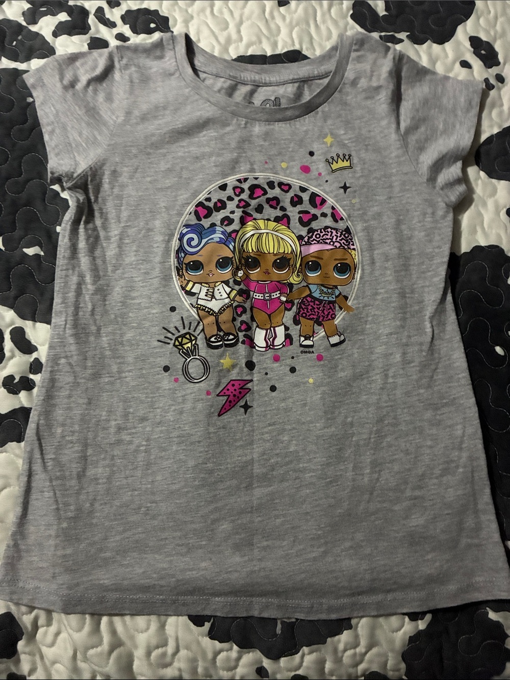 Girls' Gray Short-Sleeve Tee with Doll Character Graphic
